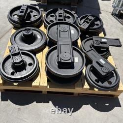 6697933 Rear Idler for Bobcat T180 T190 T250 T320 T550 T590 T630 T650 T750 T770