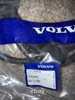 Brand New Oem Volvo Block Heater Cable Voe14376669