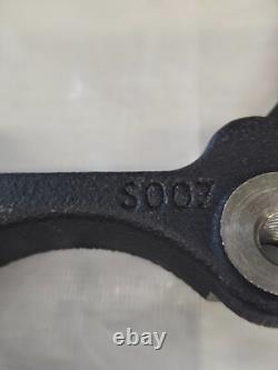 Dana Spicer 211.01.008.03 Wacker Neuson 1000162069 Support Bracket Wheel Loader