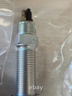Dana Spicer 355.14.614.02 Rpm Speed Sensor Wacker Neuson 1000088746 Part DW DV