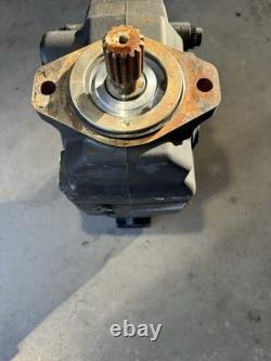 Danfoss Hydraulic Pump Model #83042297 / Used Very Good Condition