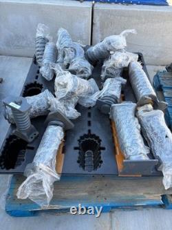 Fits For Kobelco SK200-3 SK200-6 SK210-6 Track Adjust Cylinder 2438P329F1