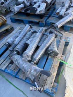 Fits For Kobelco SK200-3 SK200-6 SK210-6 Track Adjust Cylinder 2438P329F1