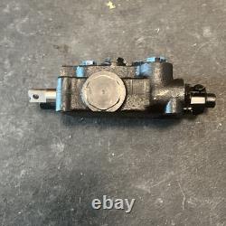 Sauer-Danfoss 1627-1R Directional Control Valve Dukes 1627 Fluid Power NOS