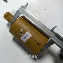 Top Roller fits for Takeuchi TB175 TB180FR TB175 TB180FR 05612-04080