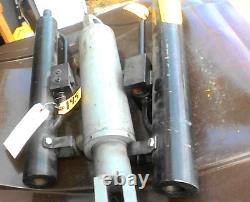 WE18-01725 Hydraulic cylinder 2.25 bore x 11.88 stroke / 2.625 tube OD /2500PSI