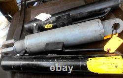 WE18-01725 Hydraulic cylinder 2.25 bore x 11.88 stroke / 2.625 tube OD /2500PSI