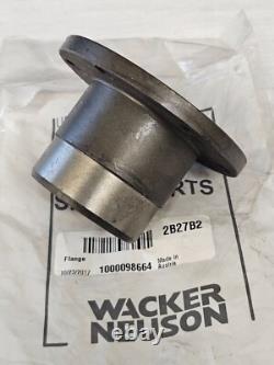 Wacker Neuson 1000098664 Axle Spindle Flange Angle Drive Wheel Loader Part